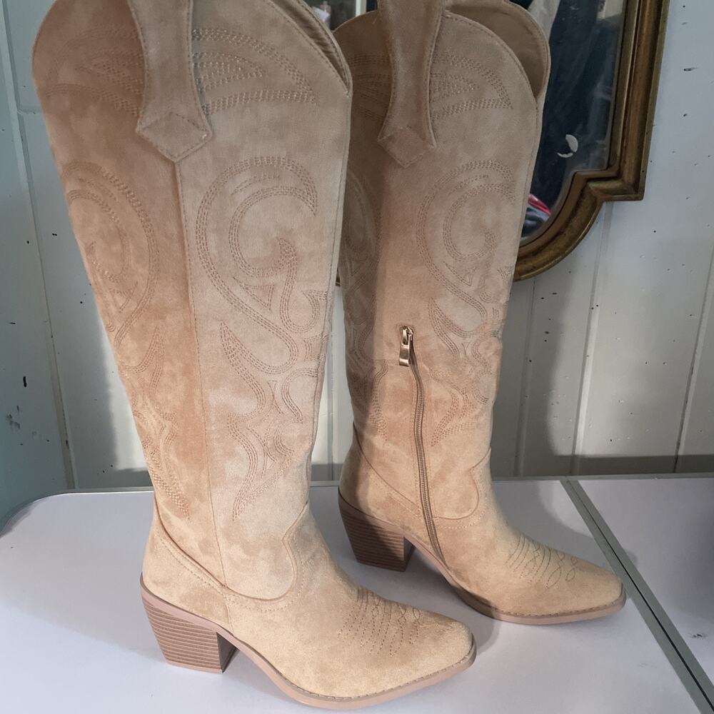 Tan Faux Suede Western Cowboy Knee High Boots New Size 7 Wet Kiss NEW